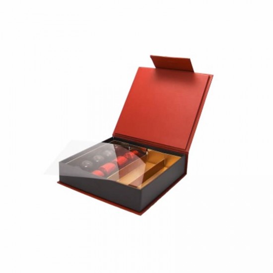 Valentino Carte Red