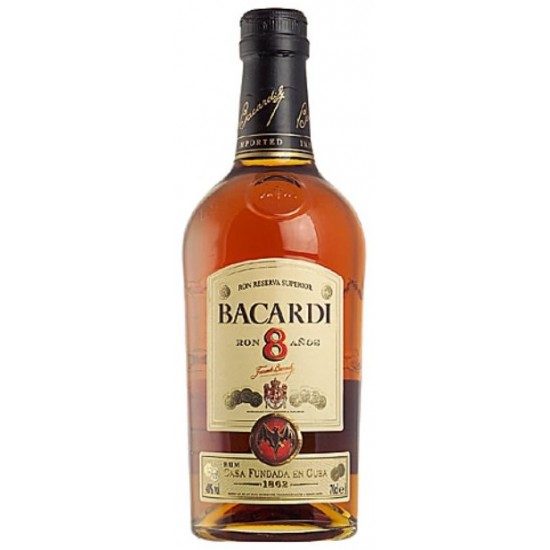 Bacardi 8 Ani 0.7l