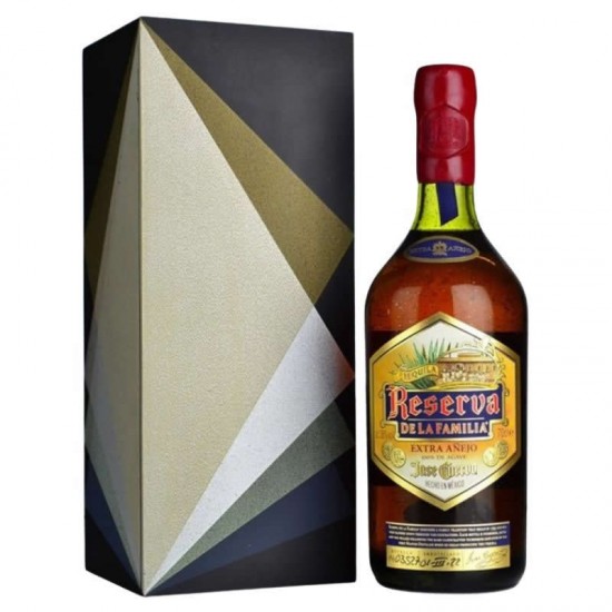 Jose Cuervo Reserva De La Familia Extra Anejo 0.7l