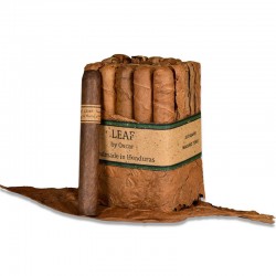 Oscar Valladares Leaf by Oscar Maduro Toro Box